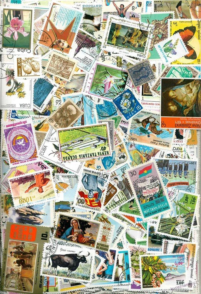 Balíček známek - mix svět - 2000 ks